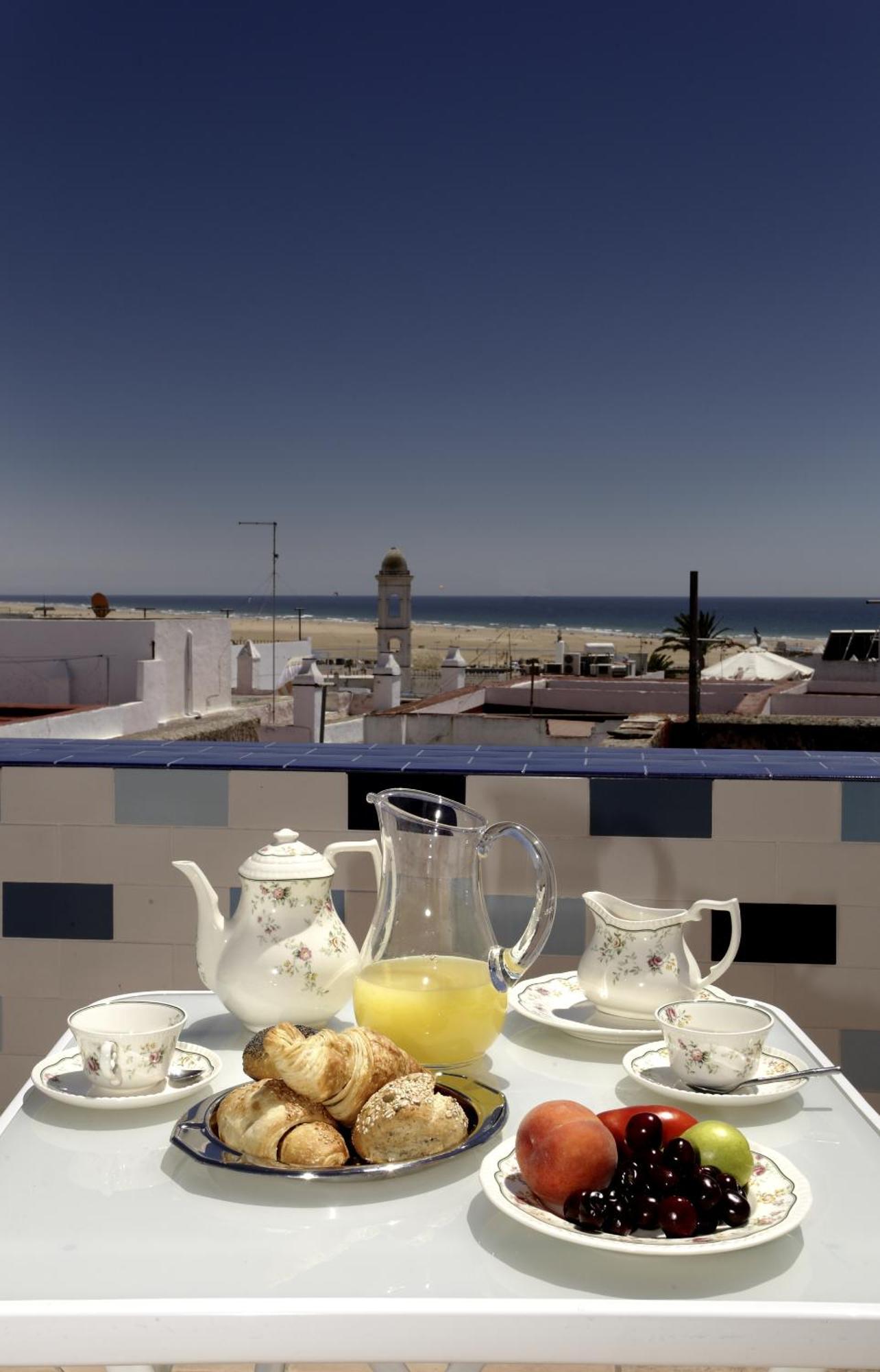 Hostal El Alojado De Velarde Conil De La Frontera Buitenkant foto