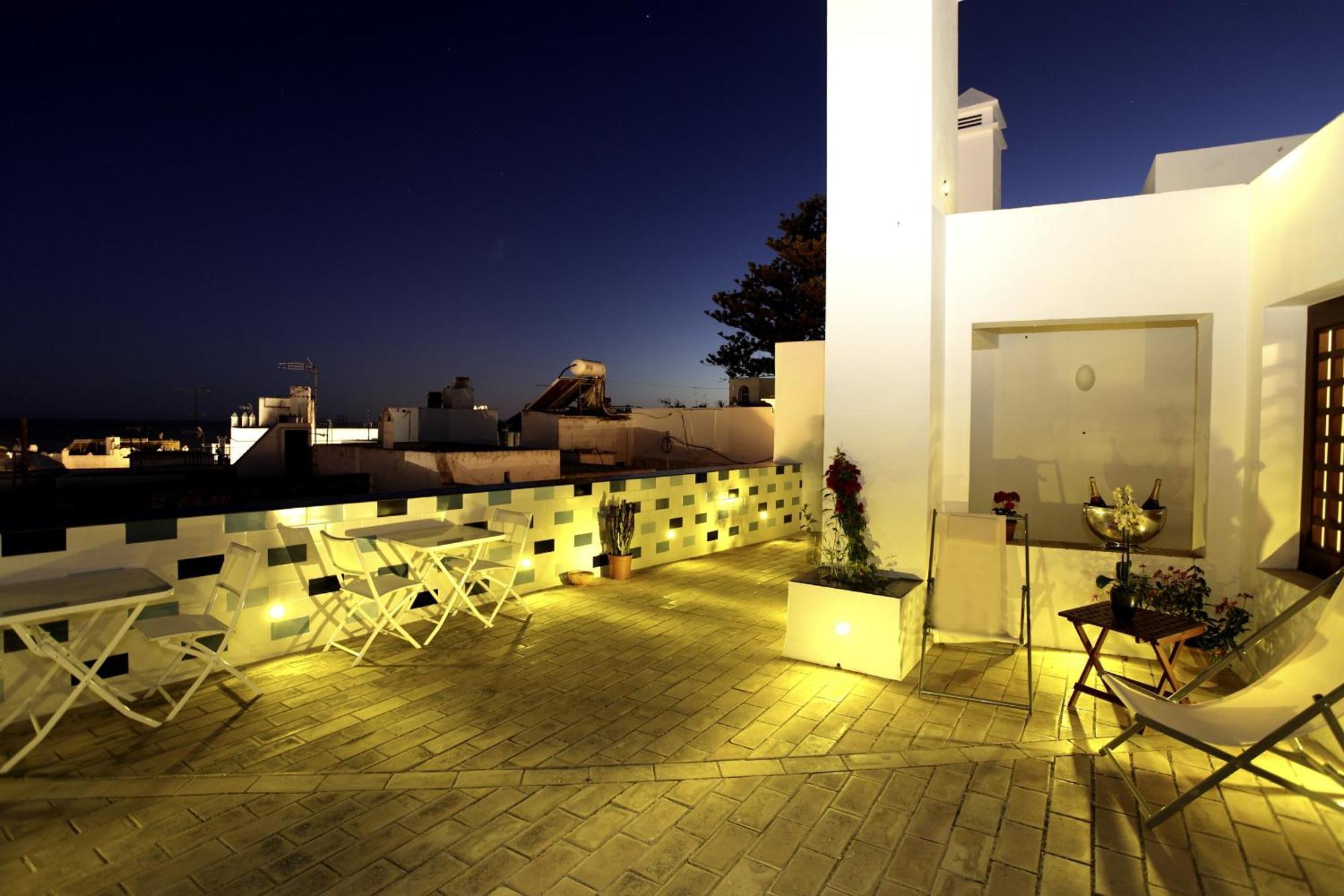 Hostal El Alojado De Velarde Conil De La Frontera Buitenkant foto